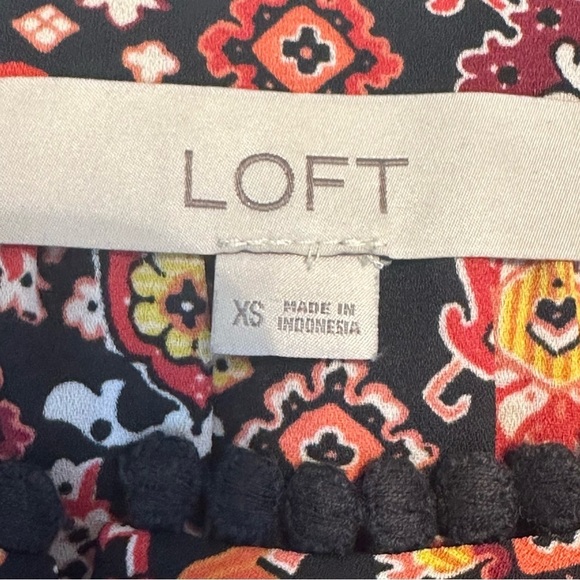 Loft Floral Long Sleeve Flowy Blouse - Picture 5 of 6